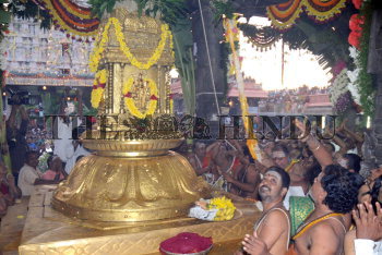 Image Id : 128908306 <span>Date : 2011-11-29 <span>Category : Religion and Belief</span>