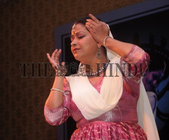Image Id : 130340466 <span>Date : 2012-01-14 <span>Category : Arts Culture and Entertainment</span>