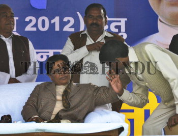 Image Id : 130727510 <span>Date : 2012-02-01 <span>Category : Politics</span>