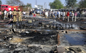Image Id : 131120624 <span>Date : 2012-02-18 <span>Category : Disaster and Accident</span>