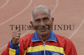 Image Id : 131231836 <span>Date : 2012-02-23 <span>Category : Sport</span>