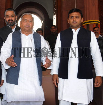 Image Id : 131646237 <span>Date : 2012-03-12 <span>Category : Politics</span>