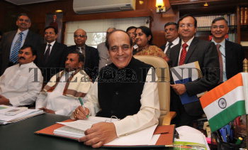 Image Id : 131667425 <span>Date : 2012-03-13 <span>Category : Economy Business and Finance</span>