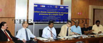 Image Id : 131837572 <span>Date : 2012-03-20 <span>Category : Education</span>