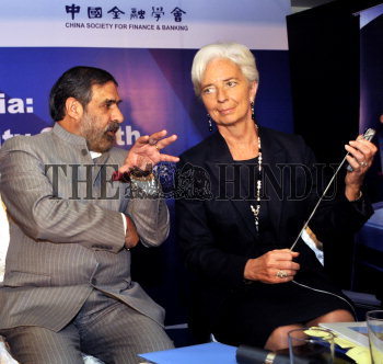 Image Id : 131838132 <span>Date : 2012-03-20 <span>Category : Economy Business and Finance</span>