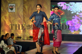 Image Id : 132113717 <span>Date : 2012-04-01 <span>Category : Arts Culture and Entertainment</span>