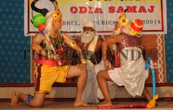 Image Id : 132130783 <span>Date : 2012-04-02 <span>Category : Arts Culture and Entertainment</span>