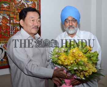 Image Id : 132391337 <span>Date : 2012-04-13 <span>Category : Politics</span>
