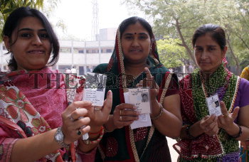 Image Id : 132434843 <span>Date : 2012-04-15 <span>Category : Politics</span>