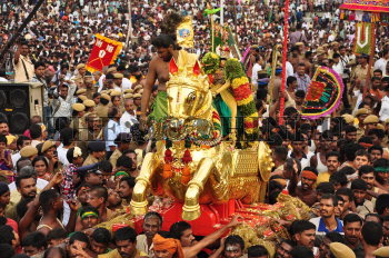 Image Id : 132963120 <span>Date : 2012-05-06 <span>Category : Religion and Belief</span>