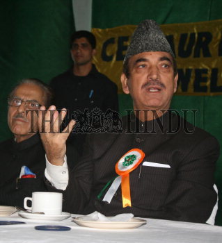 Image Id : 133250171 <span>Date : 2012-05-19 <span>Category : Politics</span>
