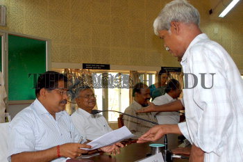 Image Id : 133416924 <span>Date : 2012-05-26 <span>Category : Politics</span>