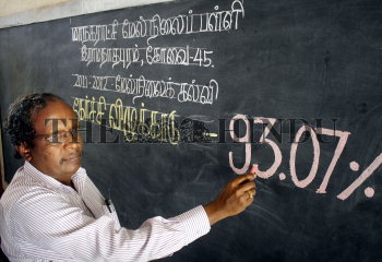 Image Id : 133416985 <span>Date : 2012-05-26 <span>Category : Education</span>