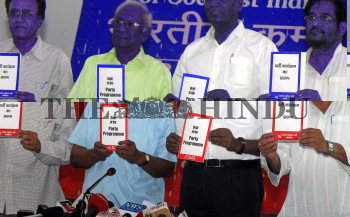 Image Id : 133885968 <span>Date : 2012-06-14 <span>Category : Politics</span>
