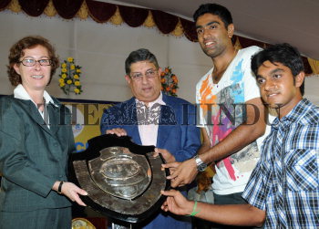 Image Id : 134042010 <span>Date : 2012-06-20 <span>Category : Sport</span>
