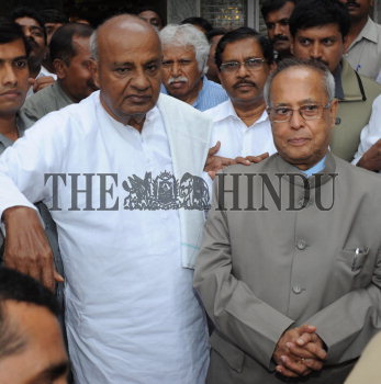 Image Id : 134318830 <span>Date : 2012-07-01 <span>Category : Politics</span>