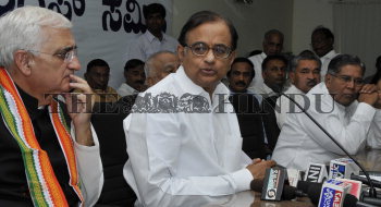Image Id : 134523942 <span>Date : 2012-07-10 <span>Category : Politics</span>