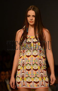 Image Id : 137093588 <span>Date : 2012-10-10 <span>Category : Arts Culture and Entertainment</span>