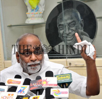 Rajya Sabha Mp P Kannan Addressing The Press In Puducherry The Hindu Images