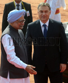 Image Id : 147636986 <span>Date : 2013-10-17 <span>Category : Politics</span>