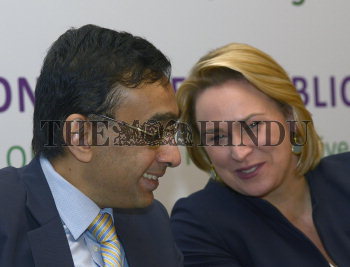 Image Id : 148821696 <span>Date : 2013-11-29 <span>Category : Economy Business and Finance</span>