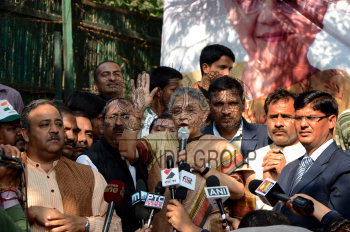 Image Id : 148844280 <span>Date : 2013-11-30 <span>Category : Politics</span>