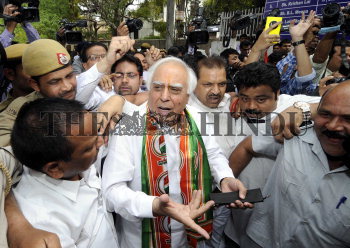 Image Id : 151863854 <span>Date : 2014-03-20 <span>Category : Politics</span>