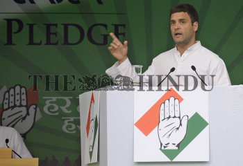 Image Id : 152028811 <span>Date : 2014-03-26 <span>Category : Politics</span>