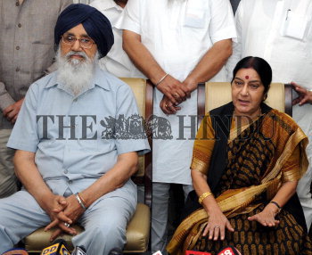 Image Id : 154298848 <span>Date : 2014-06-19 <span>Category : Politics</span>