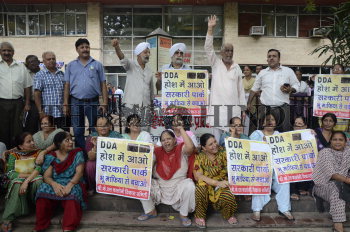 Image Id : 156458645 <span>Date : 2014-09-05 <span>Category : Politics</span>
