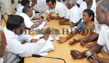 Image Id : 156844984 <span>Date : 2014-09-19 <span>Category : Politics</span>