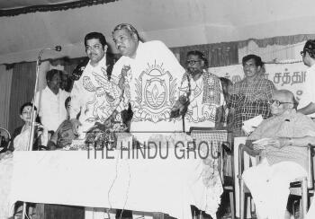 Image Id : 2512788207 <span>Date : 1982-09-15 <span>Category : Society</span>