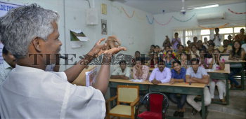 Image Id : 157349519 <span>Date : 2014-10-09 <span>Category : Education</span>