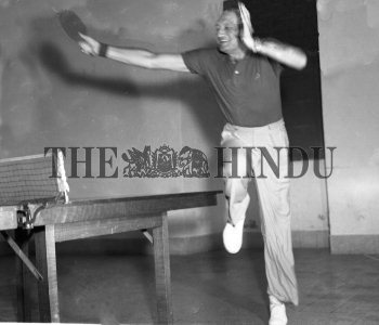 Image Id : 158551489 <span>Date : 1957-11-29 <span>Category : Sport</span>