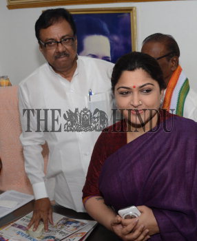 Image Id : 158666817 <span>Date : 2014-11-29 <span>Category : Politics</span>
