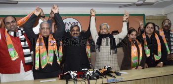 Image Id : 159472090 <span>Date : 2014-12-31 <span>Category : Politics</span>