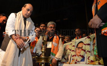 Image Id : 159542874 <span>Date : 2015-01-03 <span>Category : Politics</span>