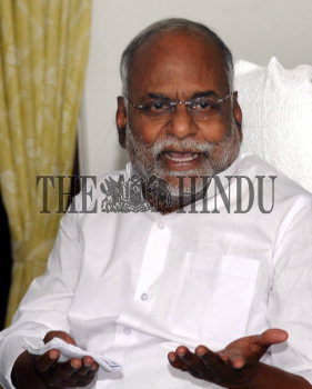 Senior Congress Leader And Rajya Sabha Mp P Kannan Addressing A Press Conference At The Hindu Images