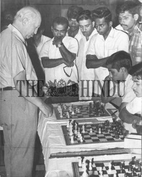 Image Id : 159833888 <span>Date : 1972-02-06 <span>Category : Sport</span>