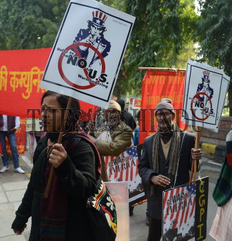 Image Id : 160082550 <span>Date : 2015-01-24 <span>Category : Politics</span>