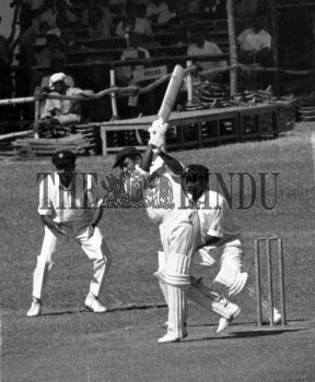 Image Id : 160155565 <span>Date : 1964-12-11 <span>Category : Sport</span>