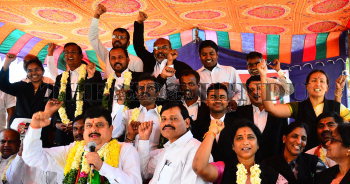 Image Id : 160421143 <span>Date : 2015-02-04 <span>Category : Politics</span>