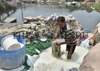 Image Id : 163071936 <span>Date : 2015-05-12 <span>Category : Economy Business and Finance</span>