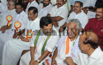 Image Id : 163272072 <span>Date : 2015-05-18 <span>Category : Politics</span>