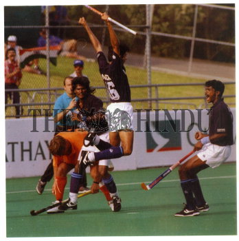 Image Id : 163463405 <span>Date : 1994-11-25 <span>Category : Sport</span>