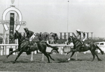 Image Id : 164138686 <span>Date : 1998-02-08 <span>Category : Sport</span>