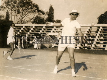 Image Id : 165586533 <span>Date : 1957-02-07 <span>Category : Sport</span>