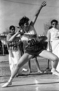 Image Id : 165711622 <span>Date : 1962-02-10 <span>Category : Sport</span>