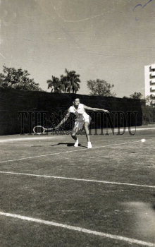 Image Id : 165957678 <span>Date : 1956-01-02 <span>Category : Sport</span>