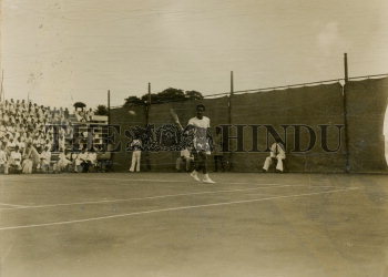 Image Id : 166080387 <span>Date : 1952-02-19 <span>Category : Sport</span>